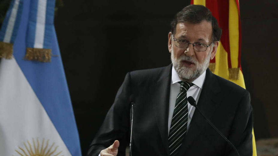 Rajoy, desde Argentina: cuidado con los populismos, que prometen cínicamente lo imposible”