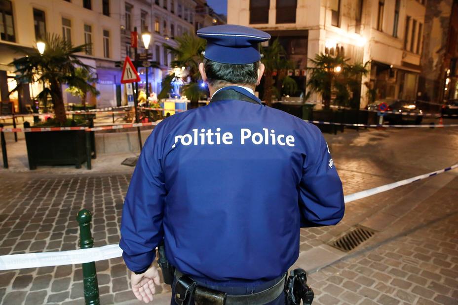 Atacan con un arma blanca a un policía en Bélgica