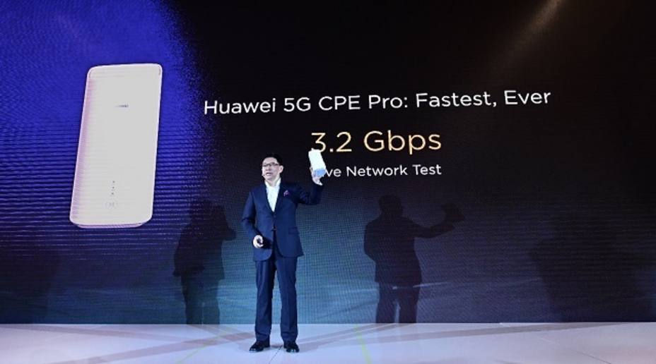 Huawei presenta su primer móvil comercial 5G junto con el procesador Balong 5000