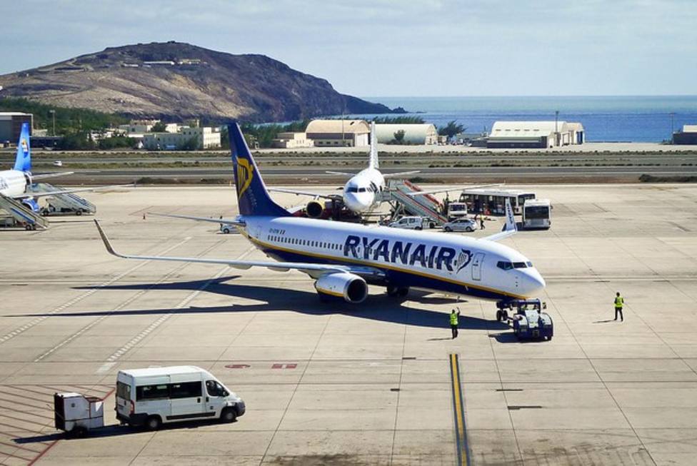 RyanAir Canarias cierre bases