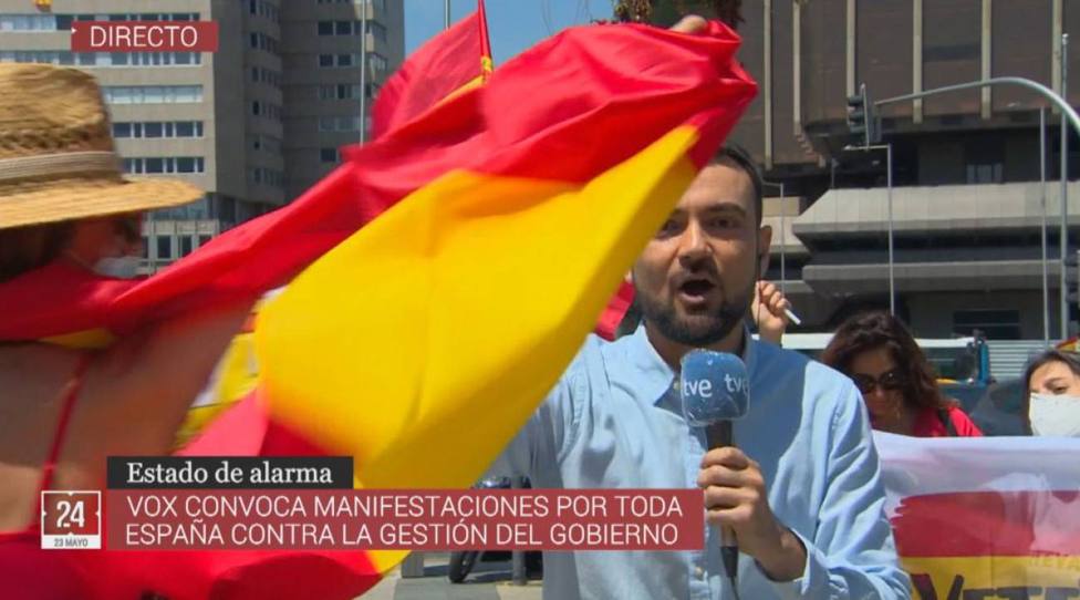 Denuncian ataques a periodistas cuando cubrían la protesta de Vox en Madrid