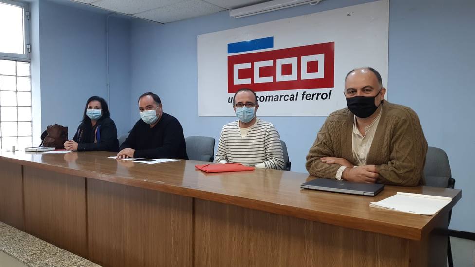 Representantes de CCOO en la rueda de prensa ofrecida en el local comarcal