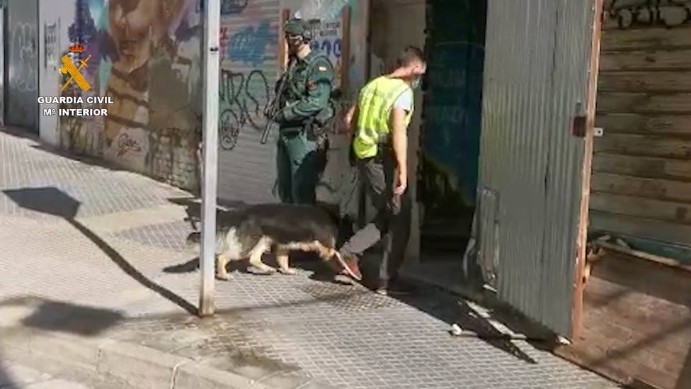 Detienen en Málaga a una persona radicalizada que realizaba actividad proyihadista en redes sociales