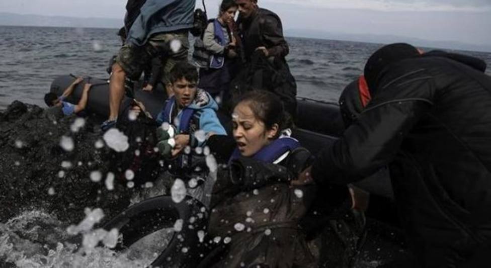 Llegan 424 inmigrantes a las islas griegas en las últimas horas