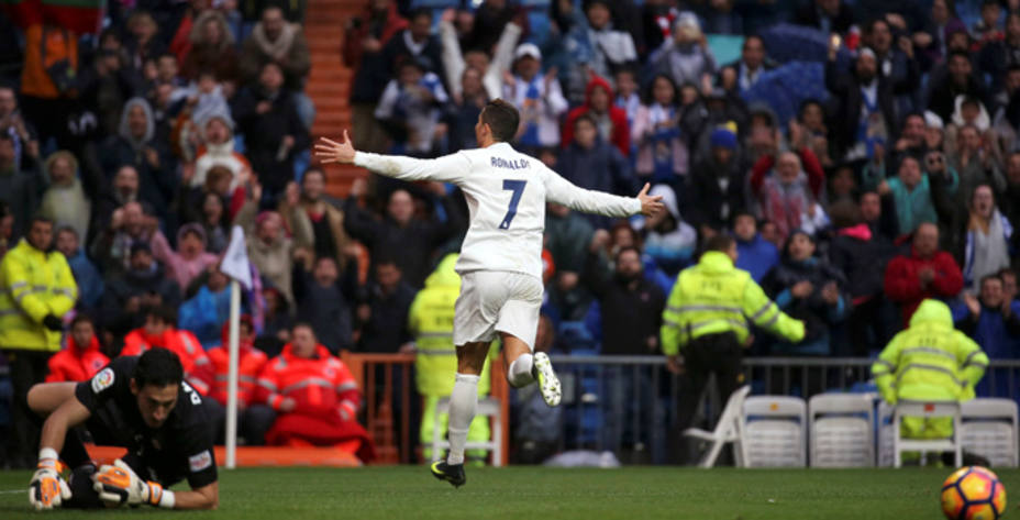 Cristiano Ronaldo celebra uno de sus goles al Sporting (Reuters)