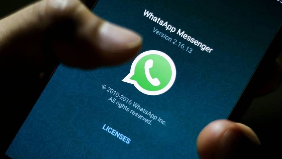 WhatsApp comienza a alertar de los mensajes reenviados