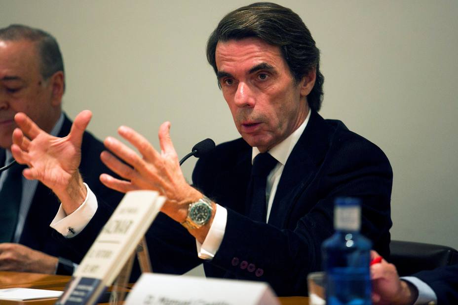 Aznar cree que al PSOE no se le puede considerar constitucionalista