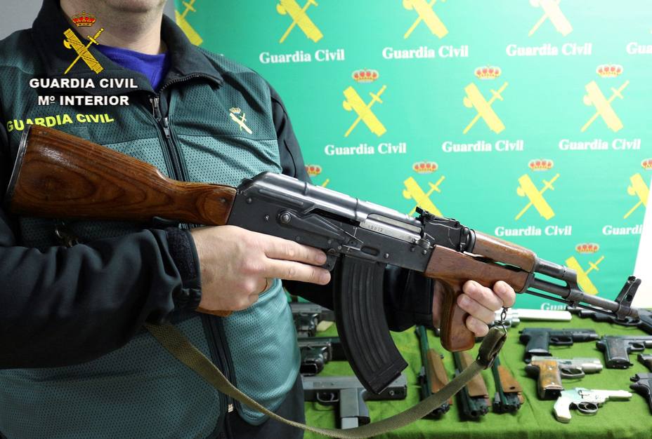 Guardia Civil ha retirado del mercado negro 3.050 armas de fuego desde 2015