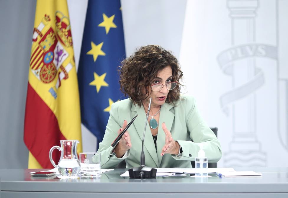 Montero pide a Madrid escuchar a los que saben para frenar la transmisión del virus en la región