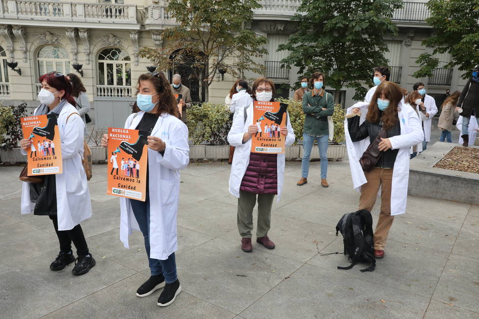 Los médicos recurren a la huelga para pedir auxilio contra su abandono