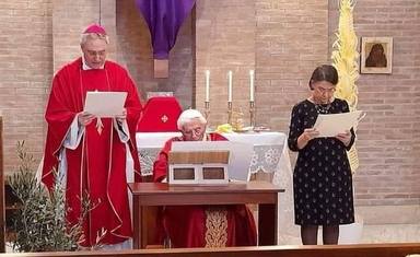 ctv-j2f-papa-benedicto-en-el-domingo-de-ramos-de-2021