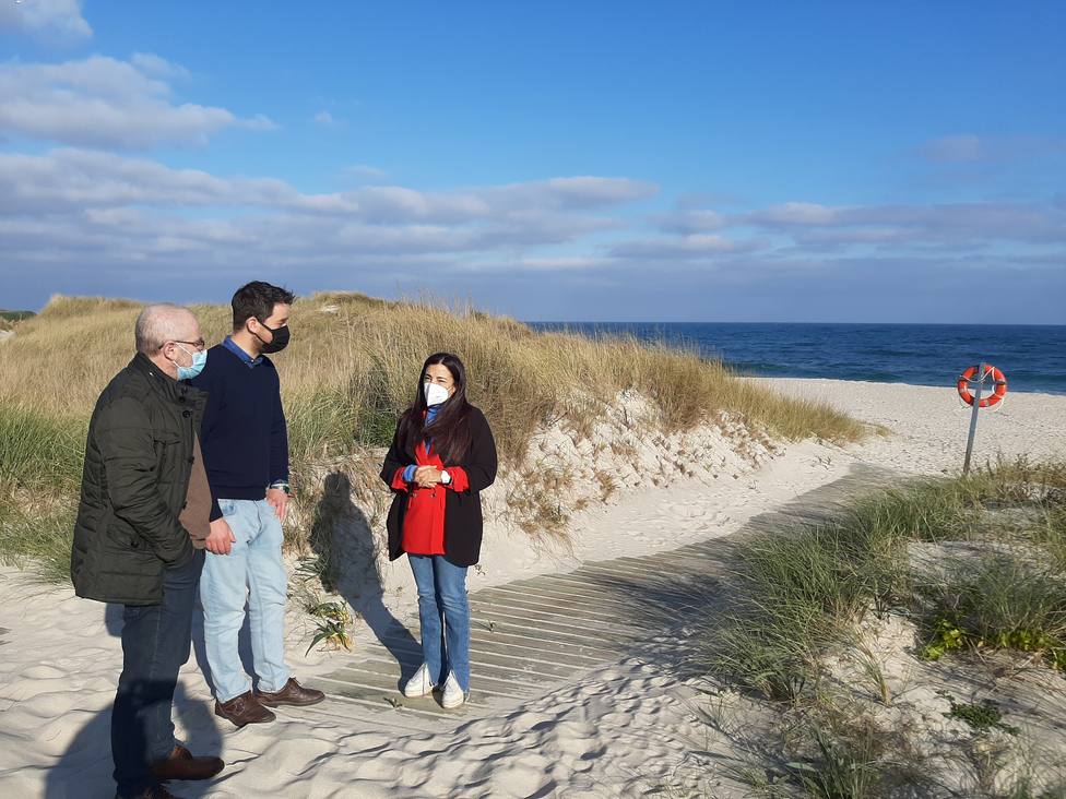 Costas invertirá 400.000 euros en la Playa de Llas, en Foz