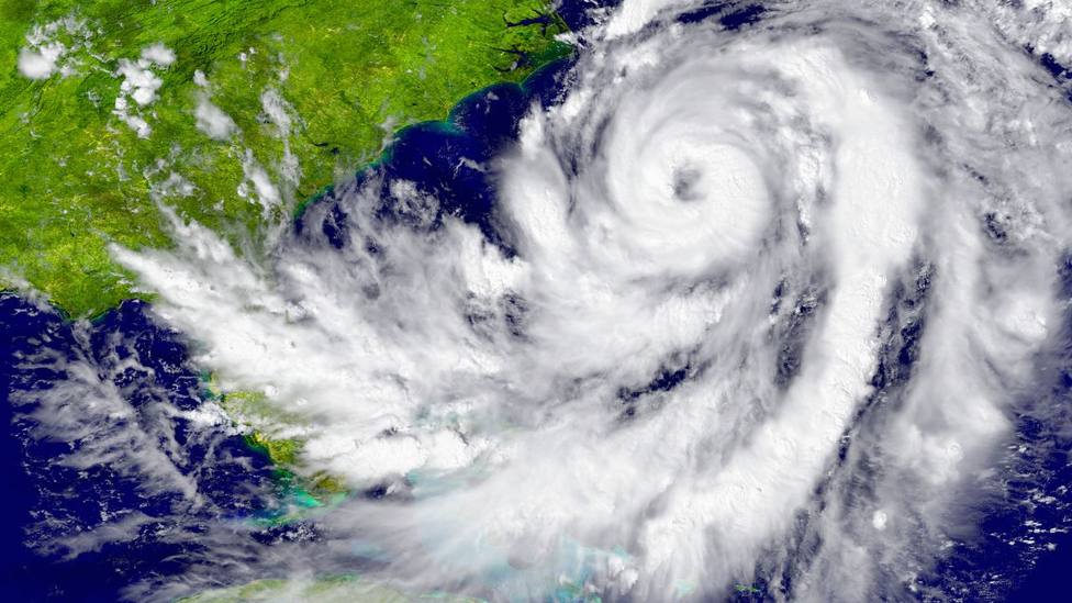 Un meteorólogo predice cómo afectará el huracán Earl a España tras Danielle: Con toda la precaución
