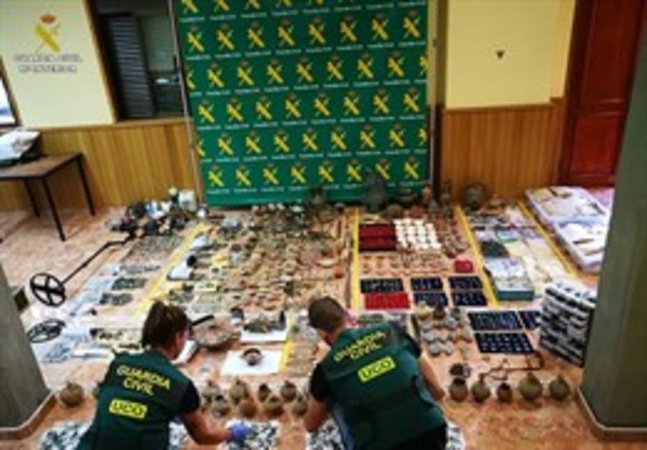 Cuatro detenidos en la Región de una red criminal acusada de expolio y falsificación de material arqueológico