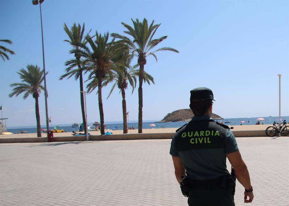 El cadáver de una mujer eleva a seis los muertos hallados en las costas de Almería desde el lunes