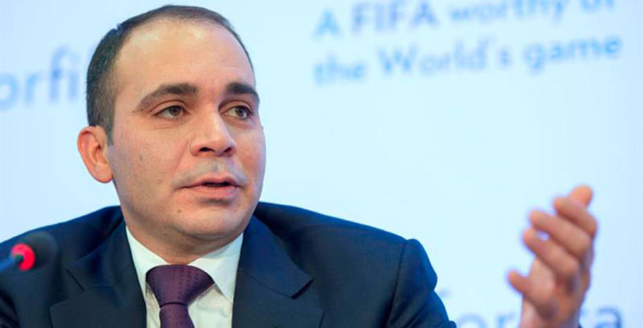El jordano Ali Bin Al Hussein pide al TAS que anule las elecciones a la FIFA. EFE