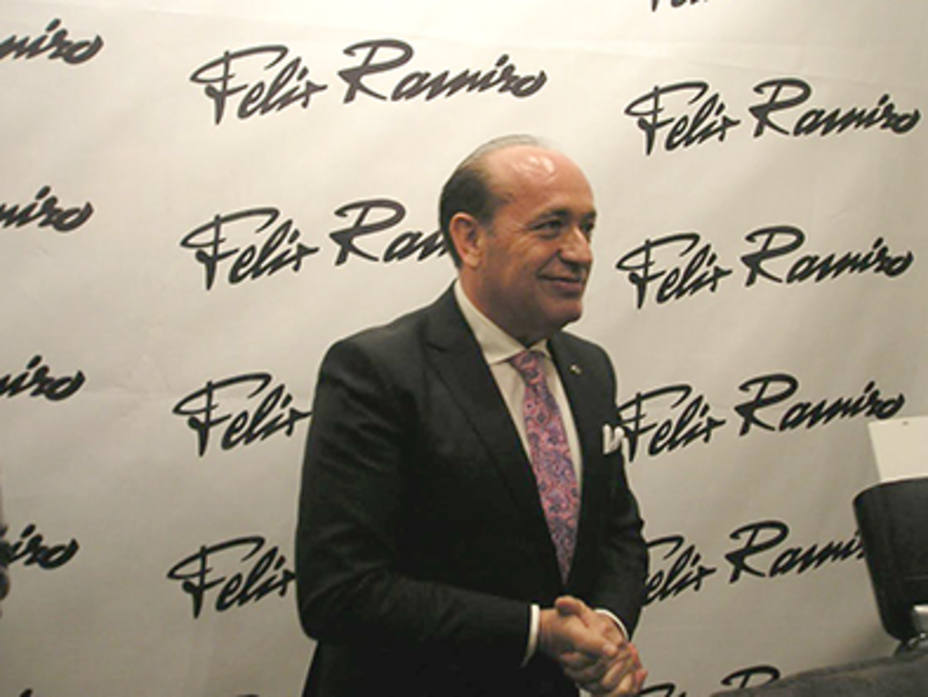 Felix Ramiro, diseñador