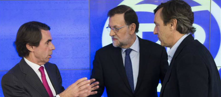 José María Aznar, Mariano Rajoy y Rafael Hernando. - EFE