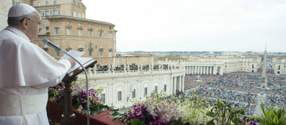El Papa Francisco desde el balcón de El Vaticano. REUTERS