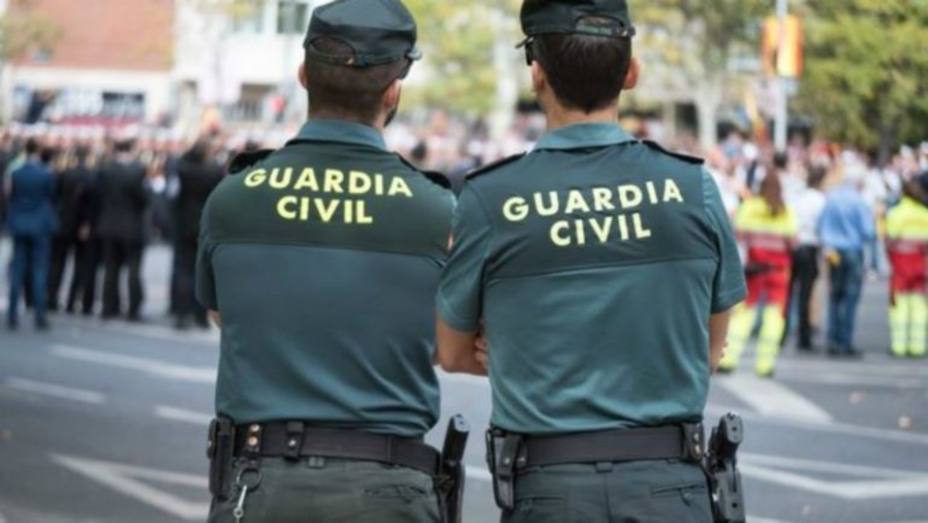 La Guardia Civil detiene a un vecino de Blanca por un presunto delito de abuso sexual a su hija, menor de edad