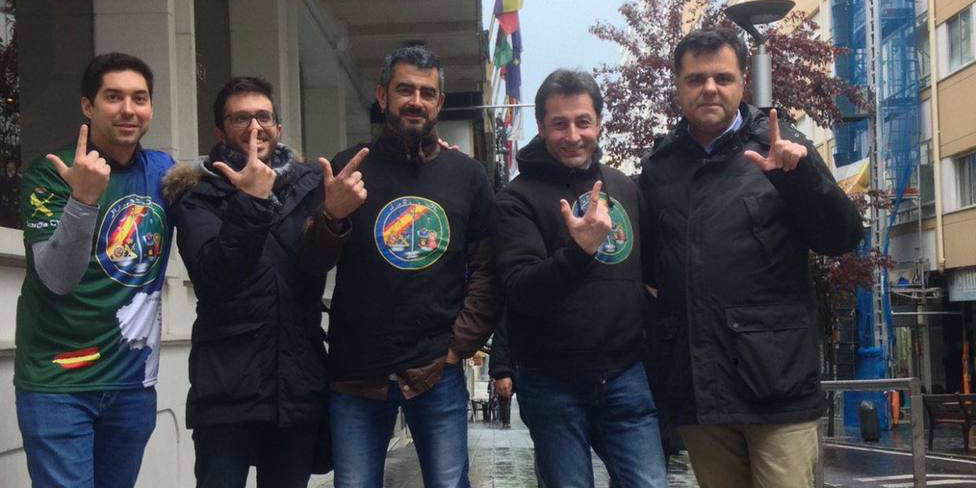 El candidato de Vox en A Coruña apoya las reivindicaciones de Jusapol