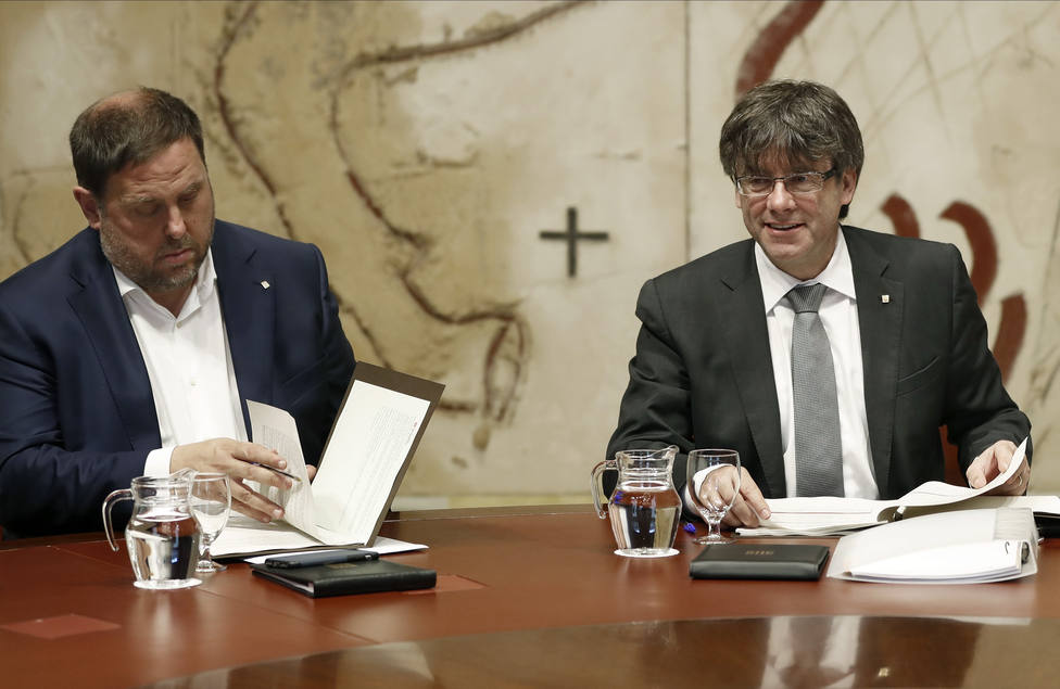 El Tribunal de Cuentas cita a Puigdemont y Junqueras para liquidar el gasto del 1-O
