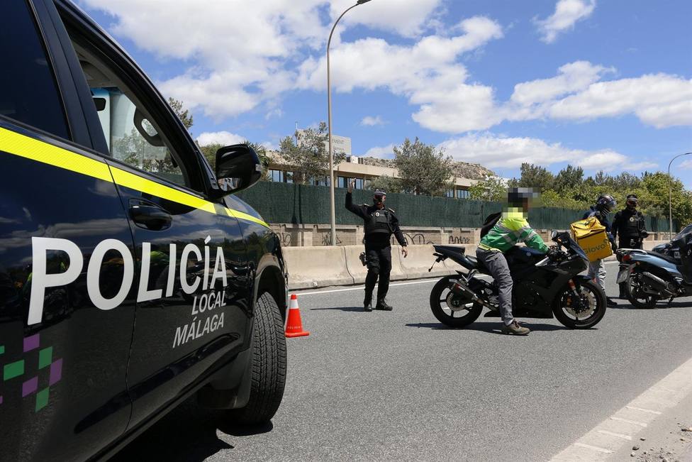 Una treintena de denunciados en Málaga por promover una concentración antimascarillas