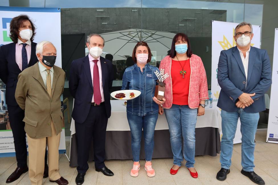 La Chef Rocío Maya, de La Taberna de Noa, gana la I Edición del Premio Espiga IGP Ternera de Extremadura