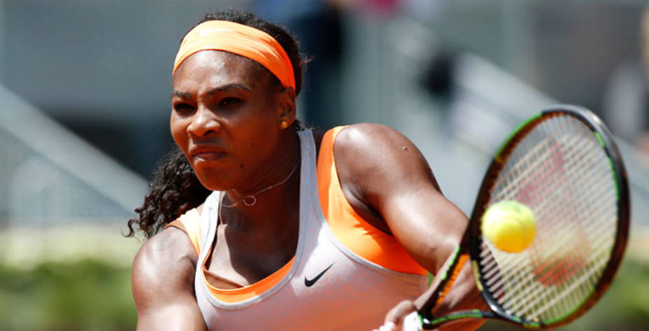 Serena Williams derrotó por sexta vez consecutiva a Carla Suárez. Reuters.
