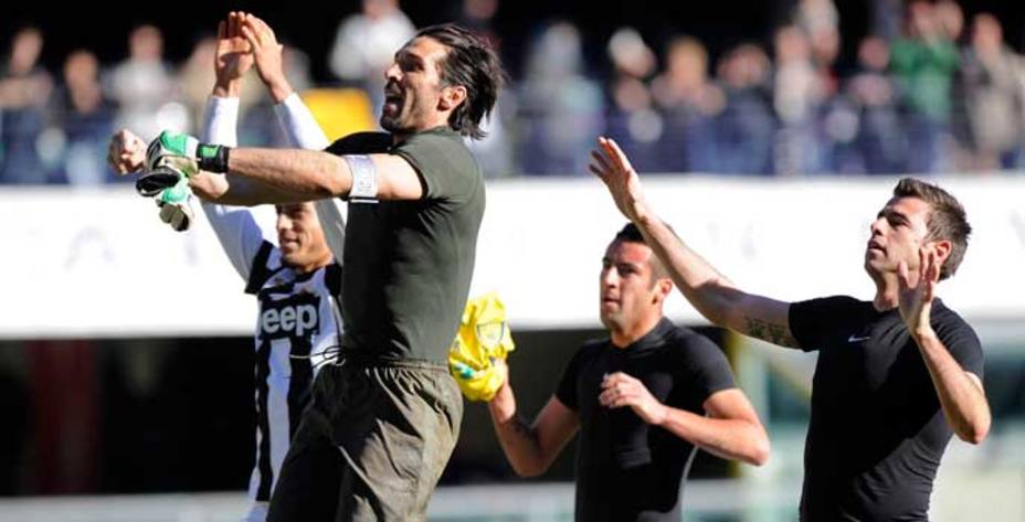 Buffon celebra la victoria de la Juventus (Reuters)
