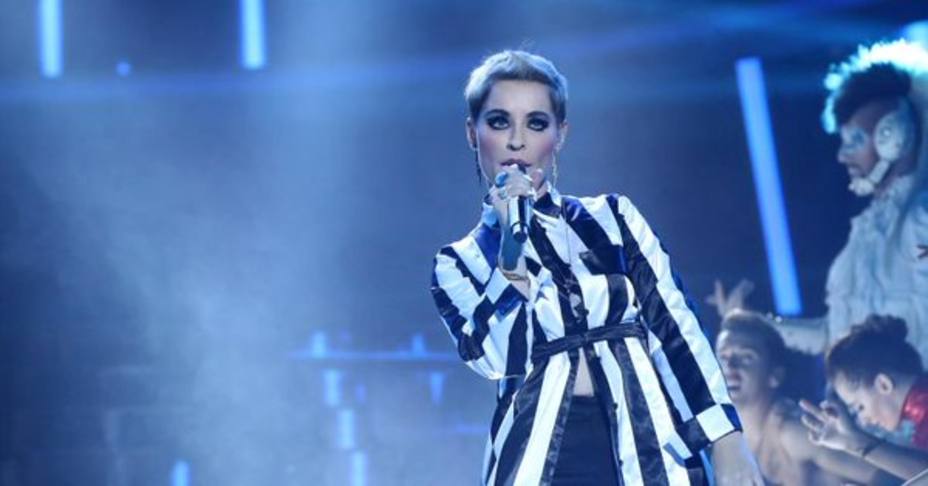 Soraya Arnelas, imitando a Katy Perry, primera ganadora de Tu cara me suena 7