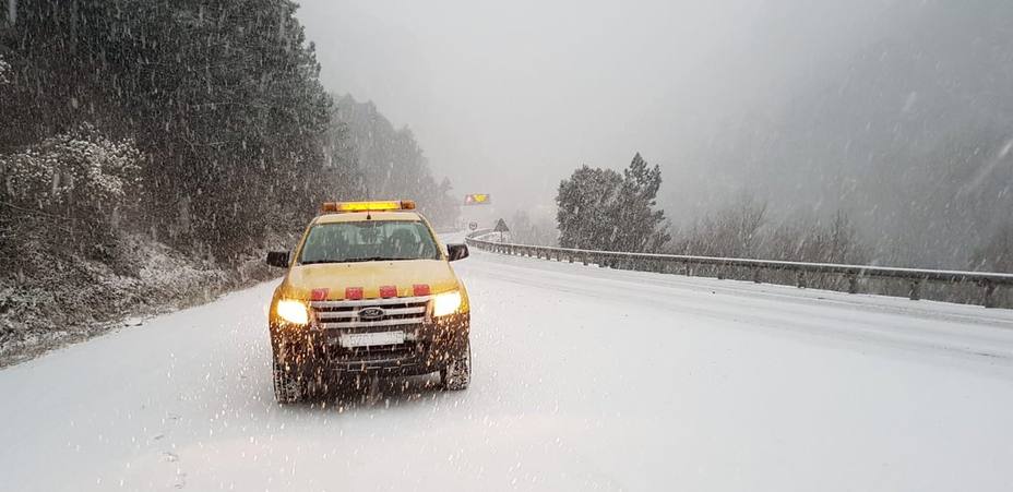 Protección Civil mantiene la alerta por nevadas intensas y vientos en la Península, Baleares y Melilla