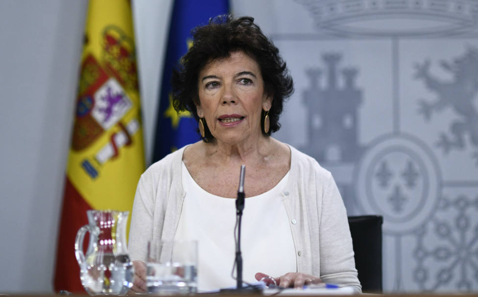 Isabel Celaá: Nadie ha dicho que una abstención de ERC sea depender de ERC.