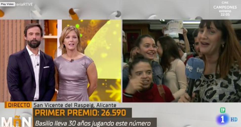 La reacción de una reportera de TVE al conocer que le ha tocado El Gordo: Natalia mañana no trabaja