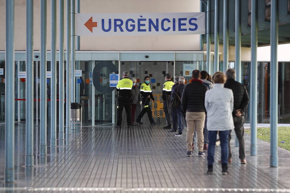 Aumentan a 880 los muertos en Cataluña, con la cifra más alta de fallecidos en un día