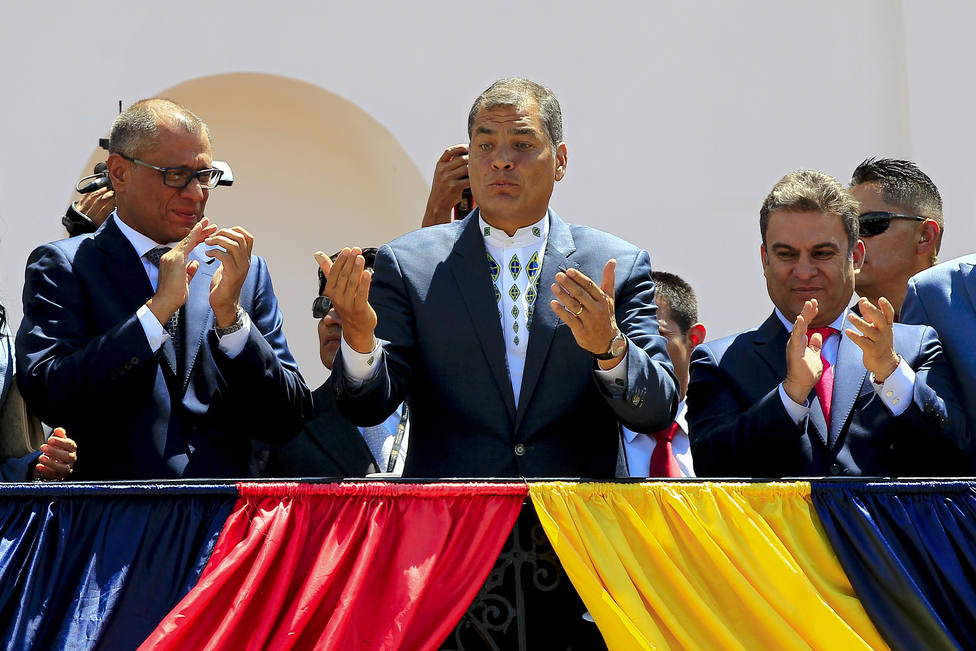 El expresidente de Ecuador Rafael Correa y su número dos, condenados a ocho años de prisión por corrupción
