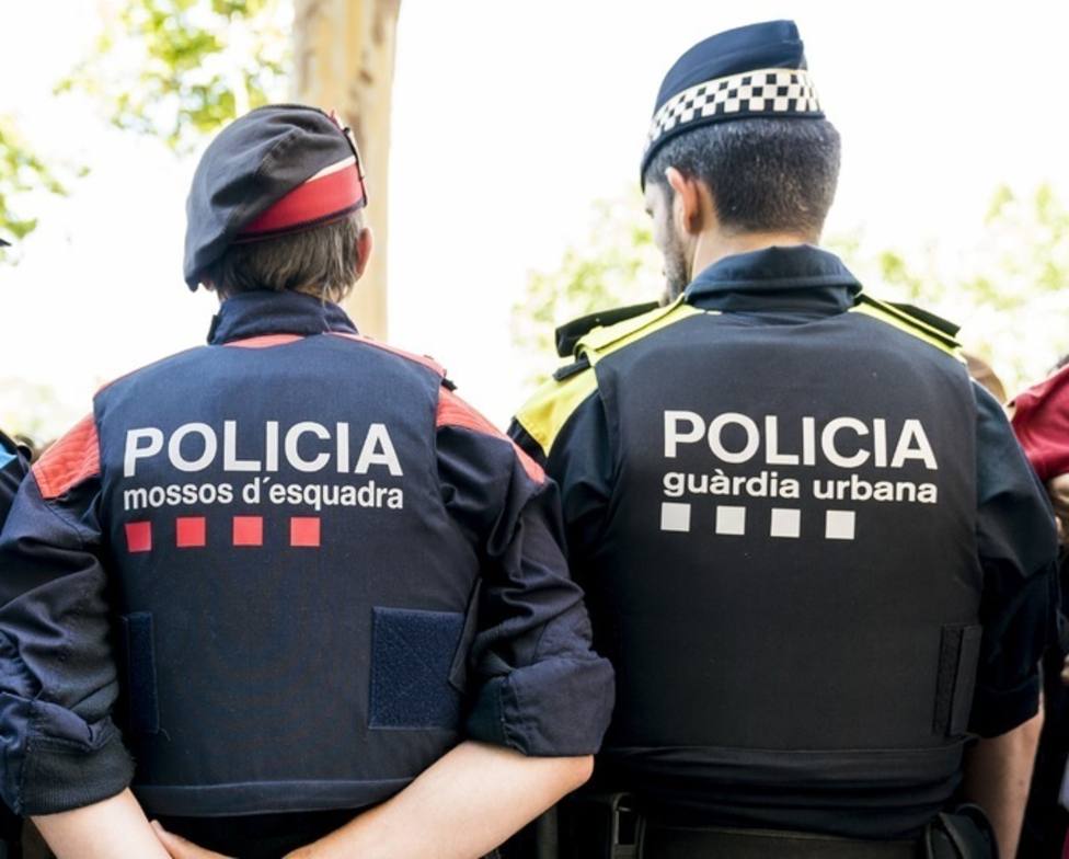 La Policía impide un botellón ilegal en Barcelona para el que se vendían entradas