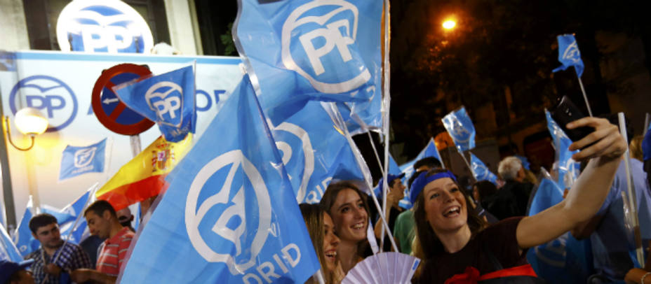 Simpatizantes del PP celebran la victoria del pasado 26 de junio. REUTERS