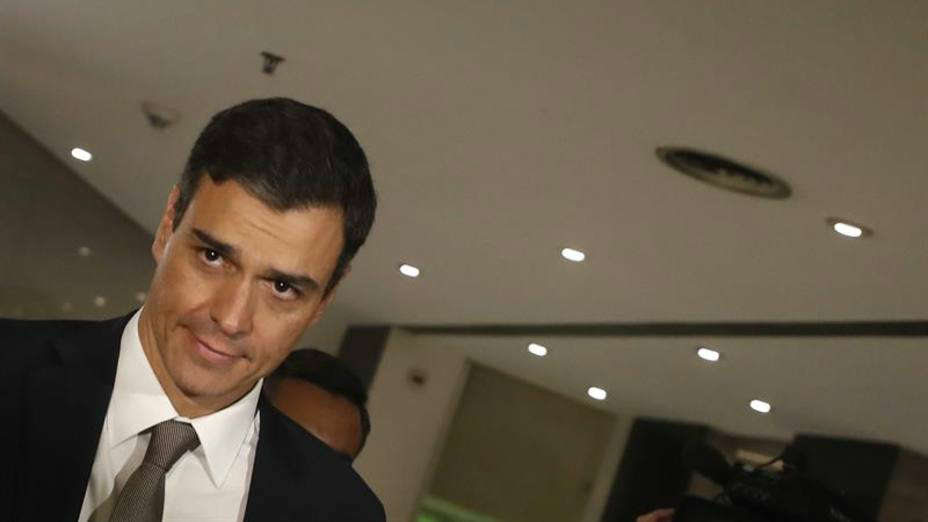 Los medios británicos bautizan a Pedro Sánchez como el guapo