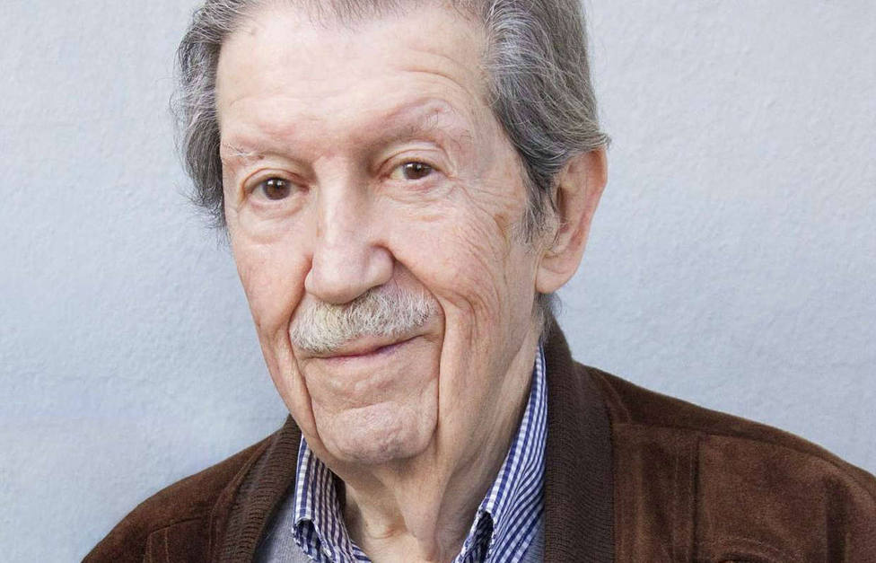Fallece a los 91 años el poeta y articulista Manuel Alcántara