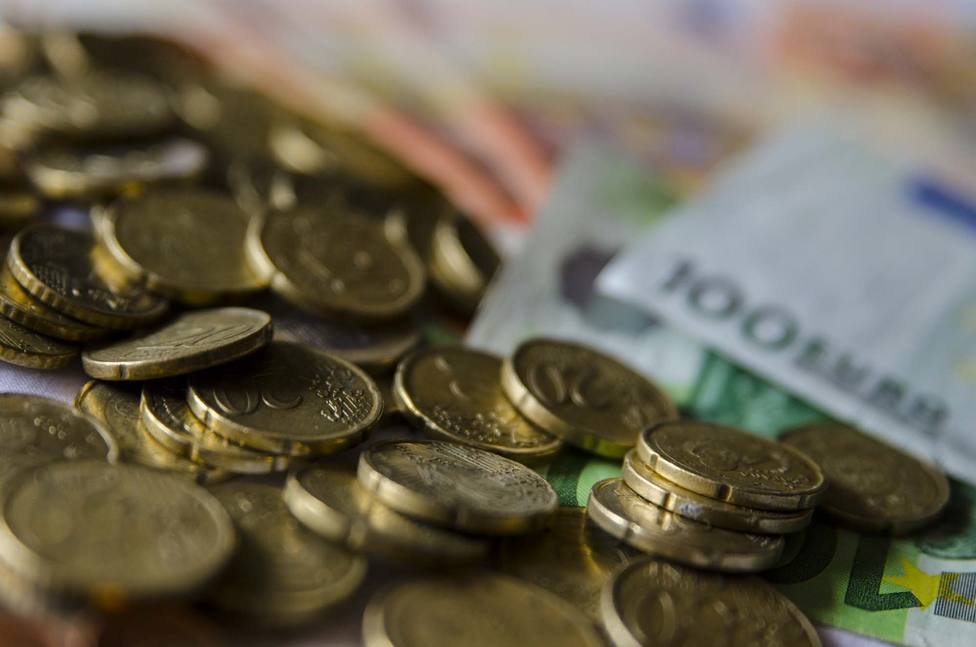 El Tesoro coloca 2.995 millones de euros en letras y cobra más a los inversores