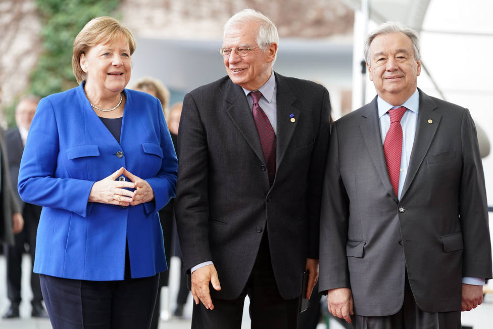 Merkel, Putin, Serraj y Haftar comienzan las conversaciones preliminares de la conferencia de paz de Berlín