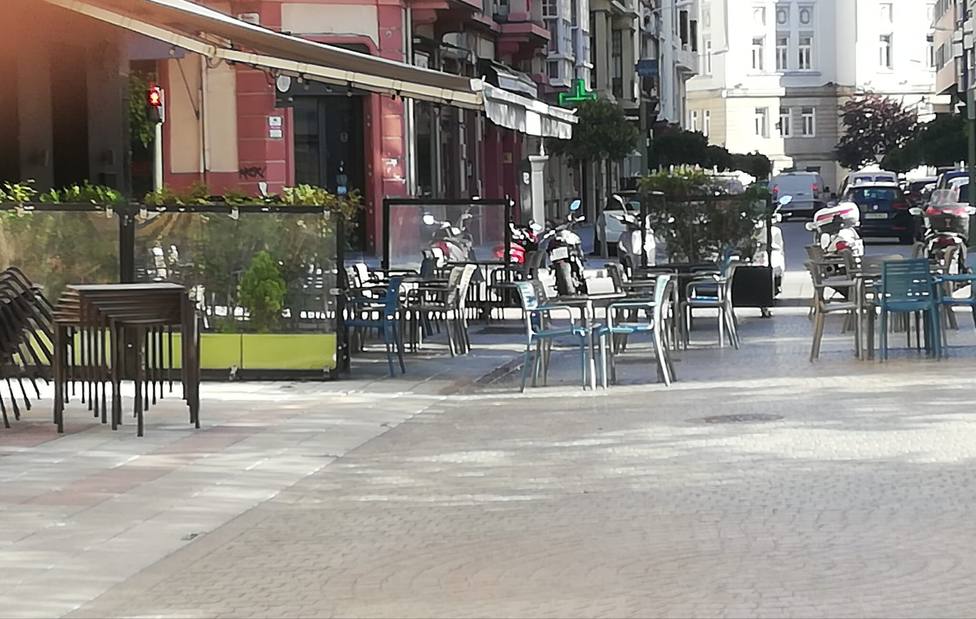 Terrazas en la plaza de Vigo, este lunes