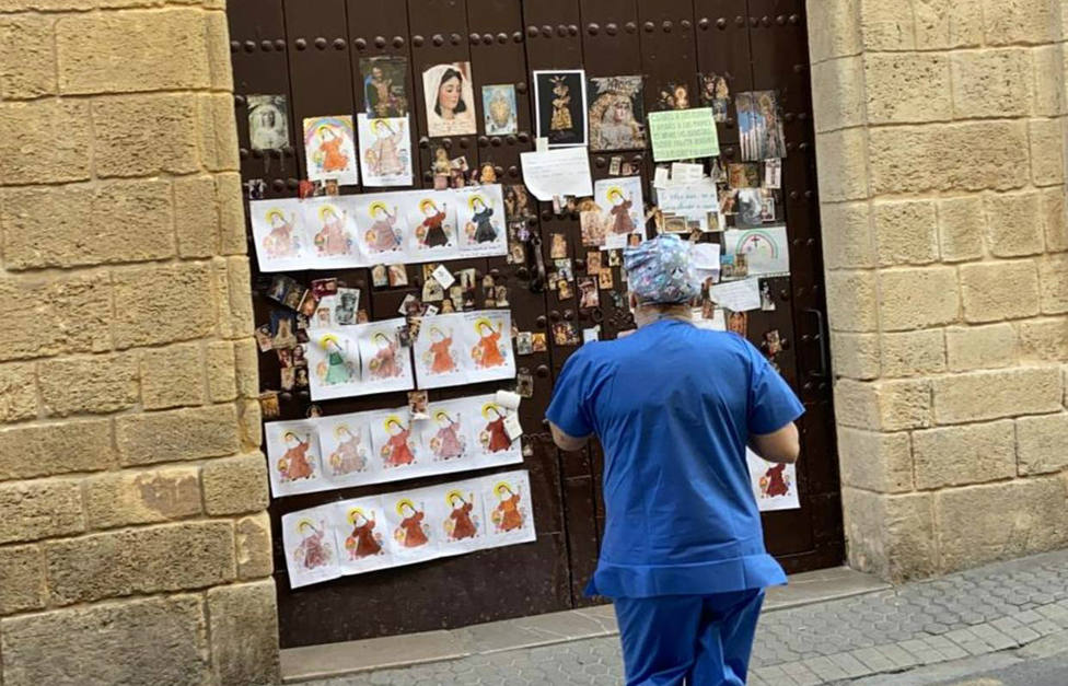 La Junta de Andalucía medicaliza el convento de las Hermanas de la Cruz de Sevilla tras confirmar 83 positivos
