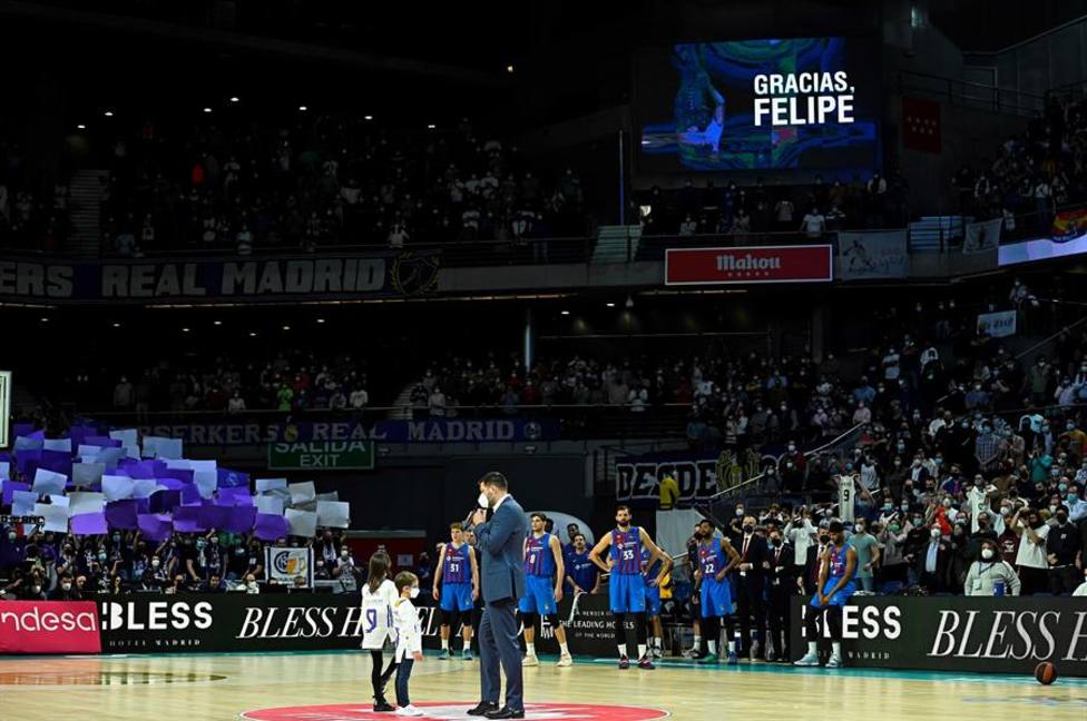 Felipe Reyes, el gran capitán, homenajeado en el minuto 9 del clásico