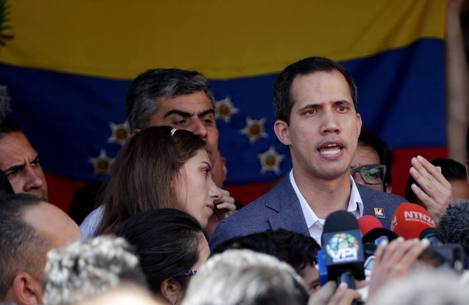 Guaidó asiste a misa dominical en Caracas