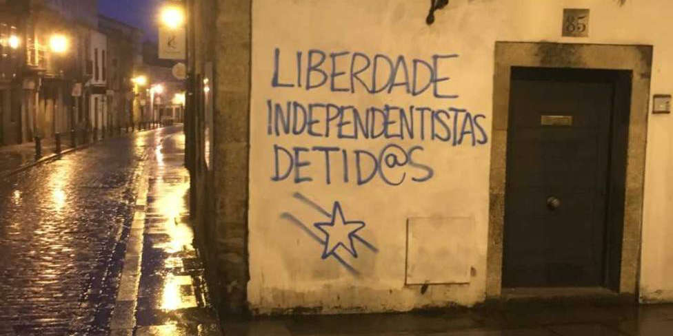 Pintada en San Pedro en contra de la detención de los líderes de Resistencia Galega