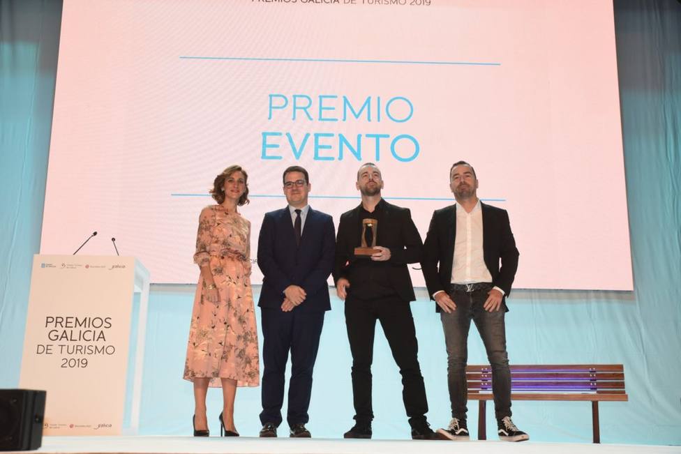Entrega del Premio Evento a los hermanos Méndez