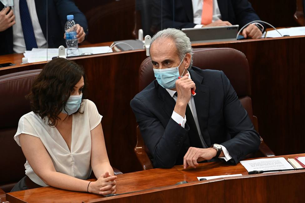 La Asamblea de Madrid rechaza reprobar al consejero de Sanidad por la pandemia