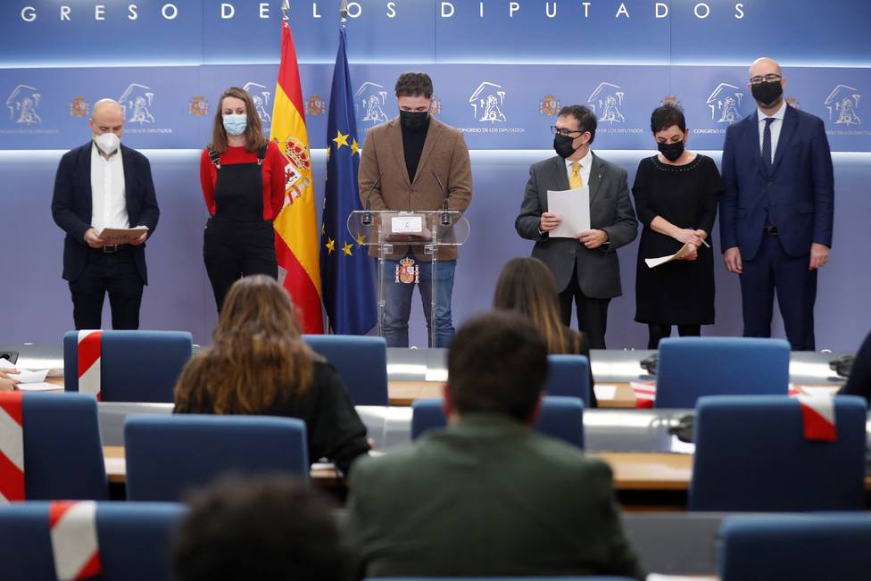 Los portavoces independentistas se niegan a responder a la prensa del Congreso en castellano